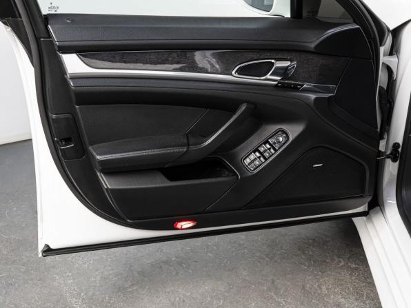 Porsche Panamera I с пробегом 2012 года, цена 2 559 000 рублей, 200074 км, лифтбек, Автокод Объявления