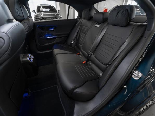 Mercedes-Benz C-Класс V (W206) с пробегом 2025 года, цена 5 800 000 рублей, 116 км, седан, Автокод Объявления