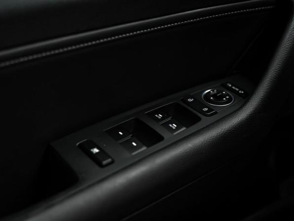 Hyundai Sonata VII (LF) Рестайлинг с пробегом 2019 года, цена 1 650 000 рублей, 120638 км, седан, Автокод Объявления