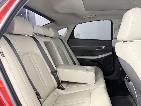 Hyundai Sonata VIII (DN8) с пробегом 2019 года, цена 2 699 000 рублей, 105251 км, седан, Автокод Объявления