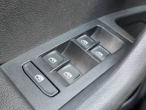 Skoda Octavia III (A7) с пробегом 2015 года, цена 940 000 рублей, 318690 км, лифтбек, Автокод Объявления