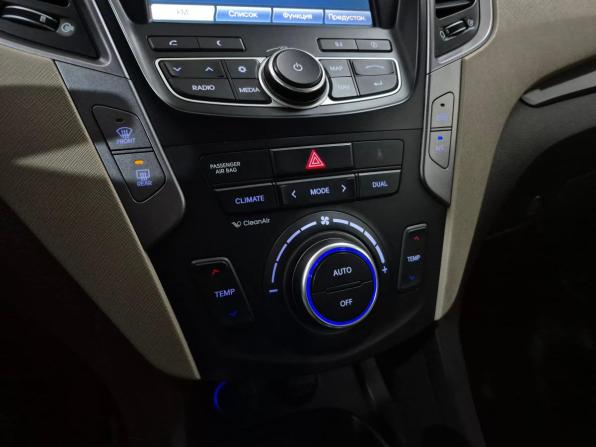 Hyundai Santa Fe III с пробегом 2013 года, цена 1 700 000 рублей, 185854 км, внедорожник, Автокод Объявления