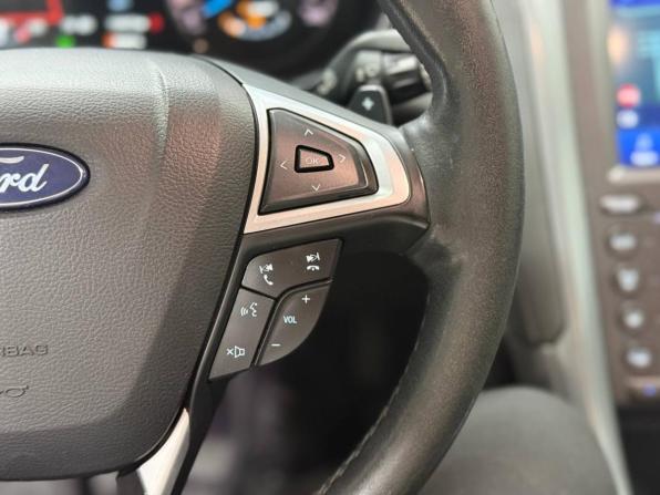Ford Mondeo V с пробегом 2017 года, цена 1 820 000 рублей, 156605 км, седан, Автокод Объявления