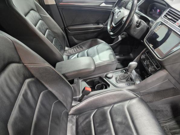Volkswagen Tiguan II с пробегом 2019 года, цена 3 499 900 рублей, 136000 км, внедорожник, Автокод Объявления