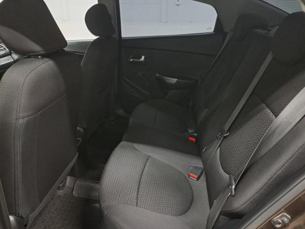 Kia Rio III Рестайлинг с пробегом 2015 года, цена 929 999 рублей, 157827 км, седан, Автокод Объявления