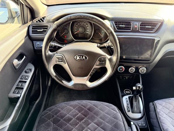 Kia Rio III Рестайлинг с пробегом 2016 года, цена 865 000 рублей, 174517 км, седан, Автокод Объявления