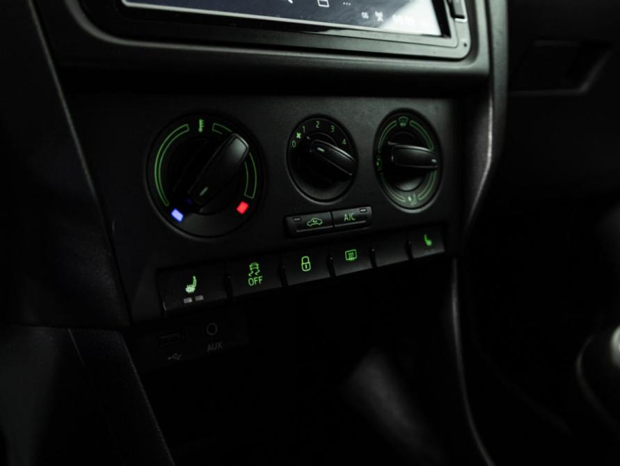 Skoda Rapid I Санкт-Петербург  - изображение 16