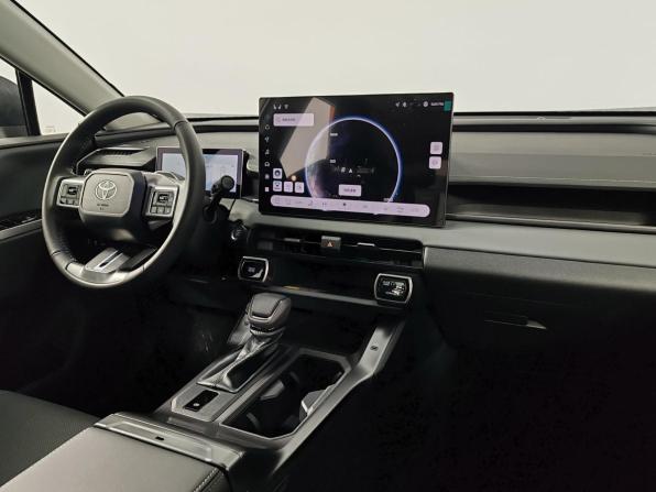 Toyota RAV4 VI (XA60) с пробегом 2026 года, цена 4 400 000 рублей, 15 км, внедорожник, Автокод Объявления