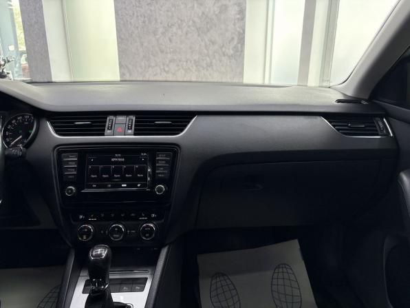 Skoda Octavia III (A7) с пробегом 2016 года, цена 1 745 000 рублей, 131504 км, лифтбек, Автокод Объявления