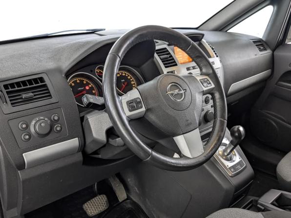 Opel Zafira B Рестайлинг с пробегом 2014 года, цена 900 000 рублей, 194991 км, компактвэн, Автокод Объявления