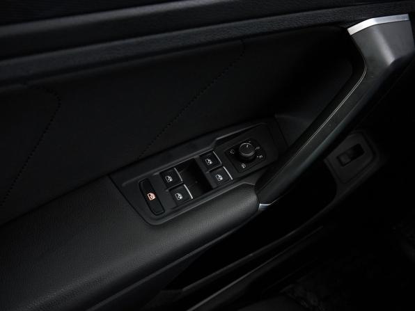 Volkswagen Tiguan II с пробегом 2018 года, цена 2 897 000 рублей, 125500 км, внедорожник, Автокод Объявления