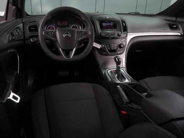 Opel Insignia I Рестайлинг с пробегом 2013 года, цена 1 139 000 рублей, 118028 км, седан, Автокод Объявления