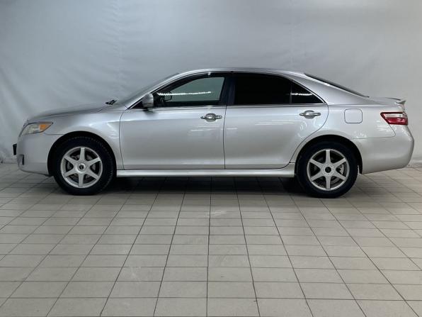 Toyota Camry VI (XV40) Рестайлинг с пробегом 2010 года, цена 990 000 рублей, 182422 км, седан, Автокод Объявления