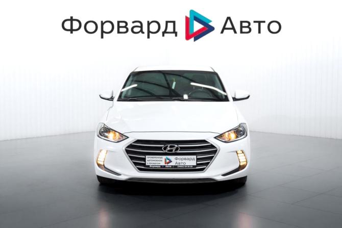 Hyundai Elantra VI (AD) с пробегом 2018 года, цена 1 599 000 рублей, 83700 км, седан, Автокод Объявления