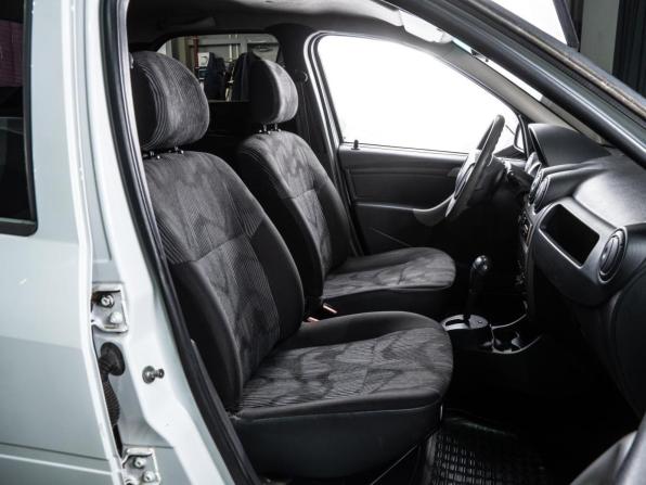 Renault Logan I Рестайлинг с пробегом 2015 года, цена 550 000 рублей, 213268 км, седан, Автокод Объявления