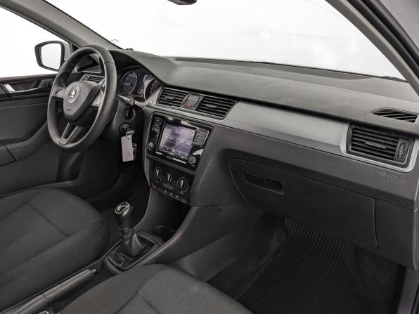 Skoda Rapid I Рестайлинг с пробегом 2019 года, цена 900 000 рублей, 151028 км, лифтбек, Автокод Объявления