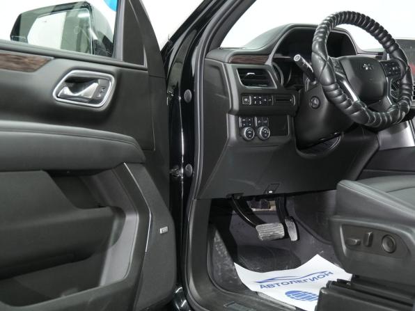 Chevrolet Tahoe V с пробегом 2021 года, цена 8 690 000 рублей, 24778 км, внедорожник, Автокод Объявления
