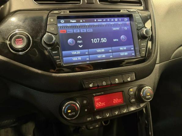 Kia Ceed II с пробегом 2013 года, цена 980 000 рублей, 147880 км, хэтчбек, Автокод Объявления