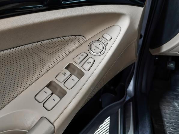 Hyundai Sonata VI (YF) с пробегом 2011 года, цена 949 000 рублей, 188508 км, седан, Автокод Объявления