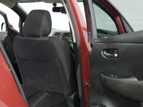 Nissan Leaf I (ZE0/AZE0) с пробегом 2014 года, цена 780 000 рублей, 216600 км, хэтчбек, Автокод Объявления