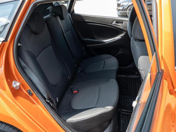 Hyundai Solaris I Рестайлинг с пробегом 2015 года, цена 1 050 000 рублей, 101565 км, хэтчбек, Автокод Объявления