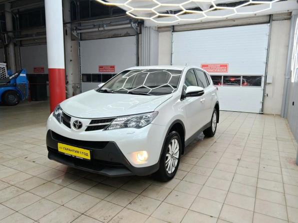 Toyota RAV4 IV (XA40) с пробегом 2014 года, цена 1 750 000 рублей, 193149 км, внедорожник, Автокод Объявления