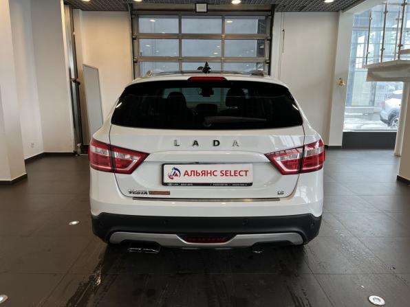 Lada (ВАЗ) Vesta I с пробегом 2021 года, цена 1 362 000 рублей, 50713 км, универсал, Автокод Объявления