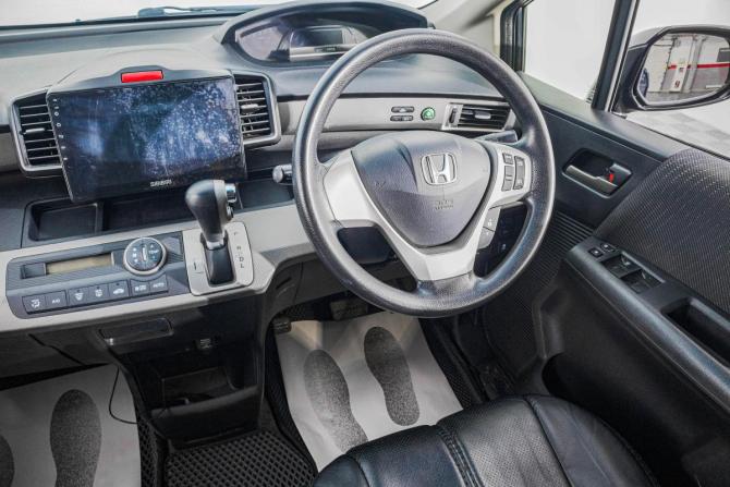 Honda Freed I Рестайлинг с пробегом 2012 года, цена 1 149 000 рублей, 185000 км, компактвэн, Автокод Объявления
