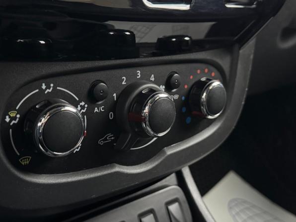 Renault Duster I Рестайлинг с пробегом 2018 года, цена 1 380 000 рублей, 141500 км, внедорожник, Автокод Объявления