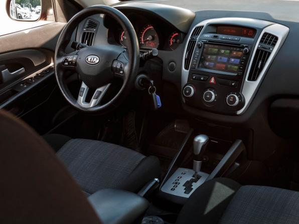 Kia Ceed I Рестайлинг с пробегом 2010 года, цена 770 000 рублей, 174837 км, хэтчбек, Автокод Объявления