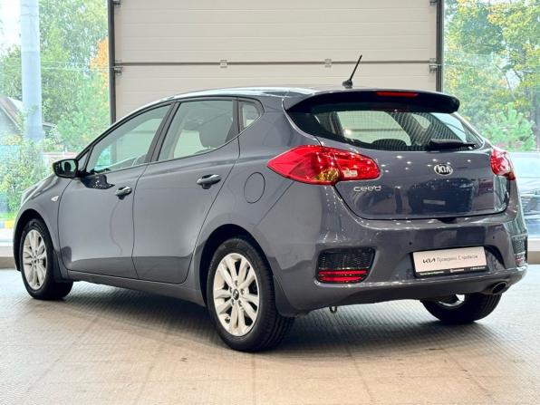 Kia Ceed II Рестайлинг с пробегом 2015 года, цена 1 060 000 рублей, 171000 км, хэтчбек, Автокод Объявления