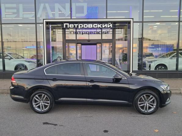 Volkswagen Passat B8 с пробегом 2019 года, цена 1 565 000 рублей, 228478 км, седан, Автокод Объявления