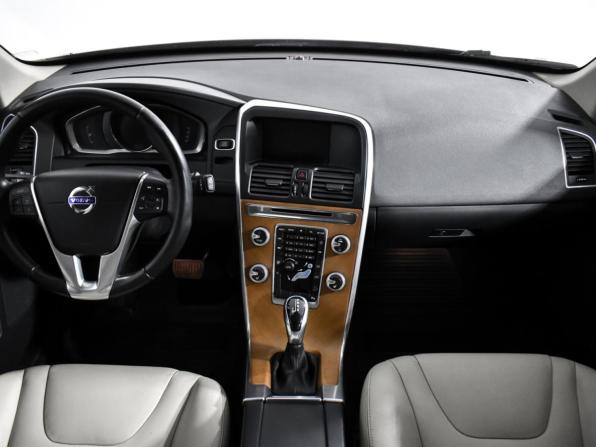 Volvo XC60 I Рестайлинг с пробегом 2015 года, цена 1 550 000 рублей, 258000 км, внедорожник, Автокод Объявления