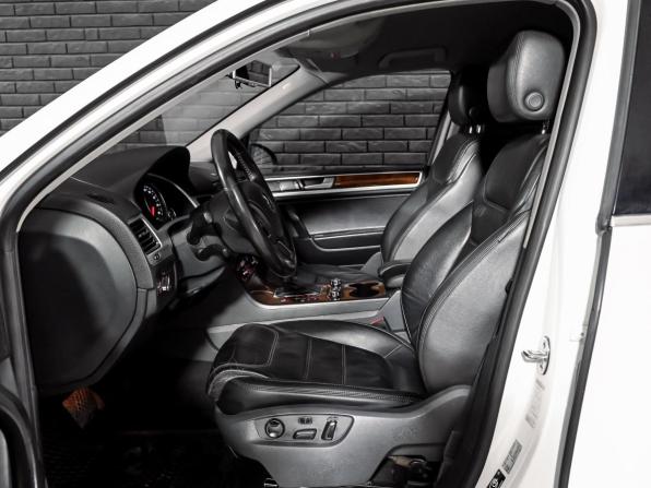 Volkswagen Touareg II с пробегом 2013 года, цена 1 990 000 рублей, 234300 км, внедорожник, Автокод Объявления