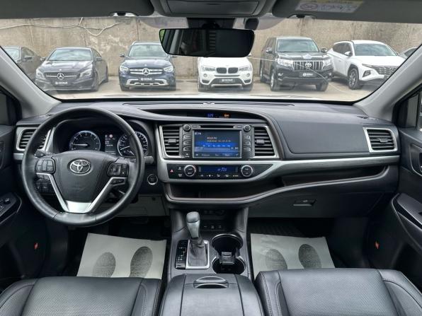 Toyota Highlander III (XU50) Рестайлинг с пробегом 2017 года, цена 4 090 000 рублей, 104160 км, внедорожник, Автокод Объявления