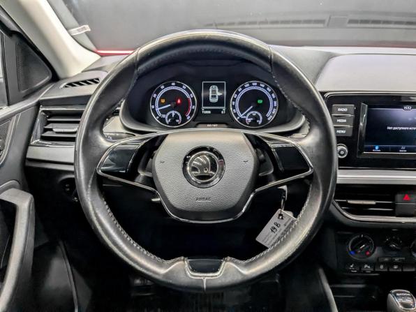 Skoda Rapid II с пробегом 2021 года, цена 1 390 000 рублей, 131773 км, лифтбек, Автокод Объявления