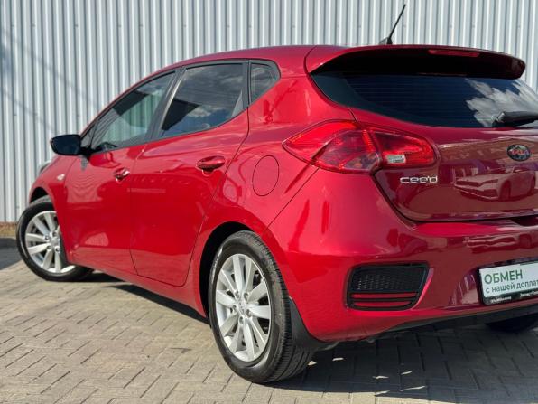 Kia Ceed II Рестайлинг с пробегом 2015 года, цена 1 100 000 рублей, 160000 км, хэтчбек, Автокод Объявления