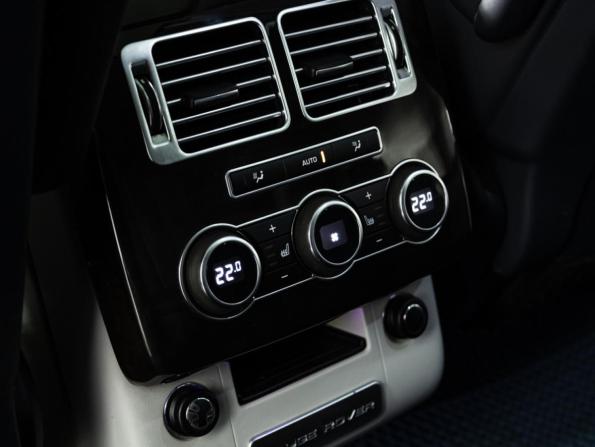 Land Rover Range Rover IV с пробегом 2014 года, цена 2 989 989 рублей, 216800 км, внедорожник, Автокод Объявления