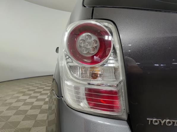 Toyota Verso I с пробегом 2011 года, цена 900 000 рублей, 306977 км, компактвэн, Автокод Объявления