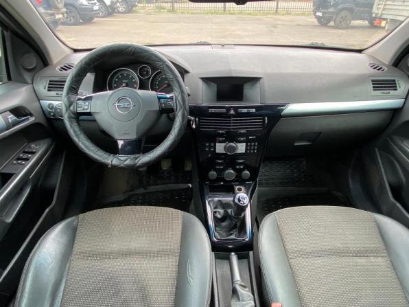Opel Astra H Рестайлинг с пробегом 2010 года, цена 370 000 рублей, 265339 км, хэтчбек, Автокод Объявления
