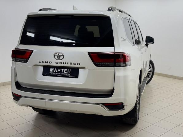 Toyota Land Cruiser 300 Series с пробегом 2021 года, цена 9 660 000 рублей, 120695 км, внедорожник, Автокод Объявления