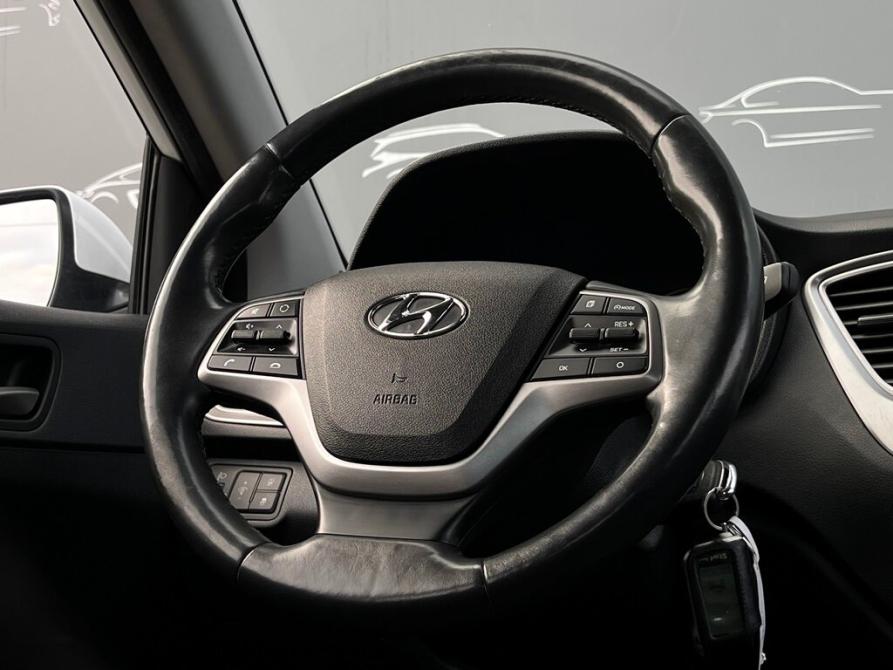 Hyundai Solaris II Санкт-Петербург  - изображение 20