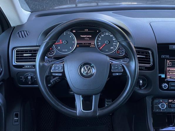Volkswagen Touareg II Рестайлинг с пробегом 2014 года, цена 2 259 000 рублей, 216180 км, внедорожник, Автокод Объявления