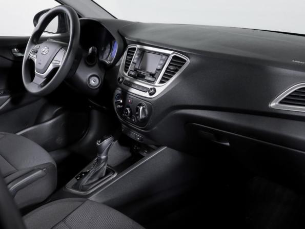 Hyundai Solaris II Рестайлинг с пробегом 2020 года, цена 1 749 000 рублей, 8011 км, седан, Автокод Объявления