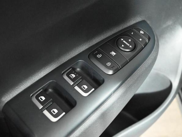 Kia Rio IV Рестайлинг с пробегом 2020 года, цена 1 700 000 рублей, 27883 км, седан, Автокод Объявления
