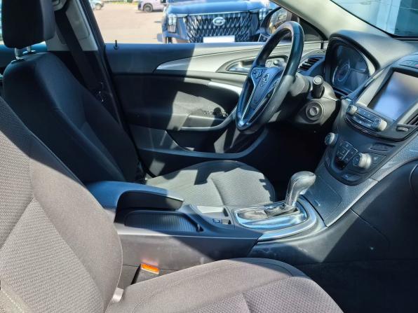 Opel Insignia I Рестайлинг с пробегом 2013 года, цена 1 113 000 рублей, 174391 км, лифтбек, Автокод Объявления