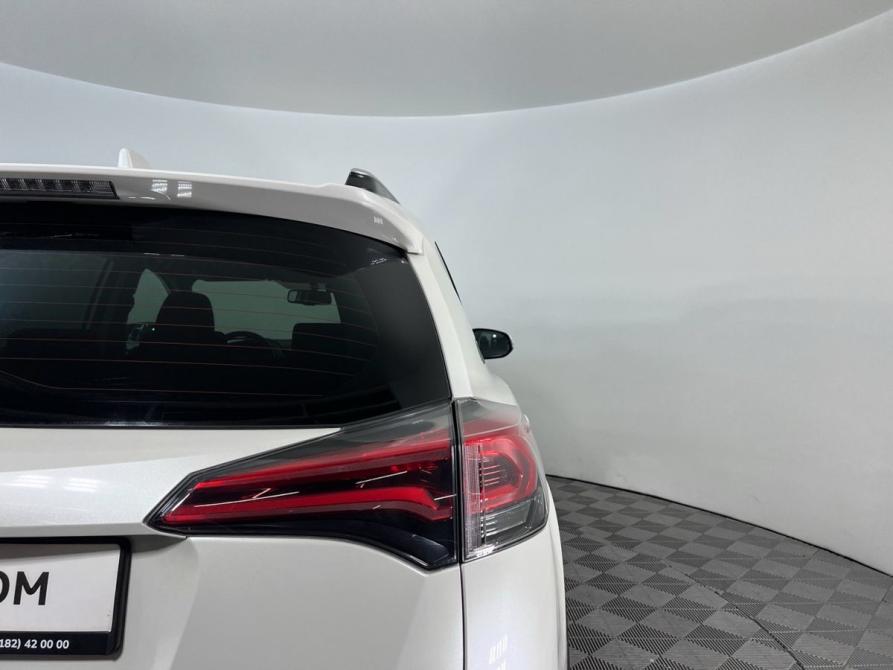 Toyota RAV4 IV (XA40) Рестайлинг Архангельск  - изображение 10