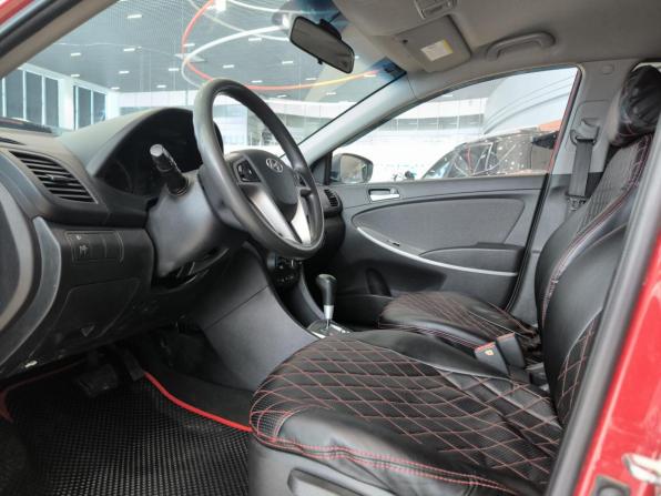 Hyundai Solaris I с пробегом 2014 года, цена 750 000 рублей, 186690 км, седан, Автокод Объявления