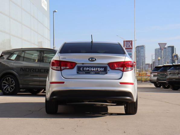 Kia Rio III Рестайлинг с пробегом 2016 года, цена 1 096 000 рублей, 92677 км, седан, Автокод Объявления