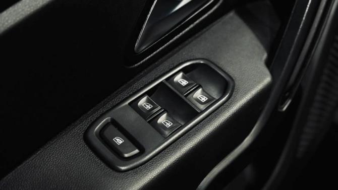 Renault Duster I Рестайлинг с пробегом 2021 года, цена 1 970 000 рублей, 107152 км, внедорожник, Автокод Объявления